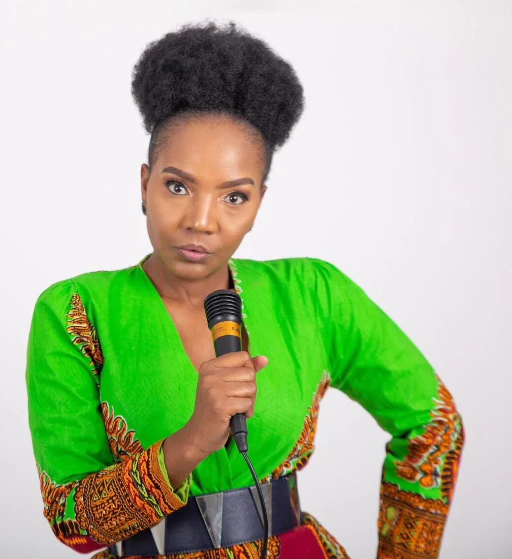 Thenjiwe Moseley artist profile image