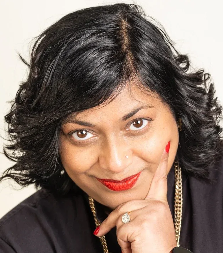 Salma Lyons artist profile image