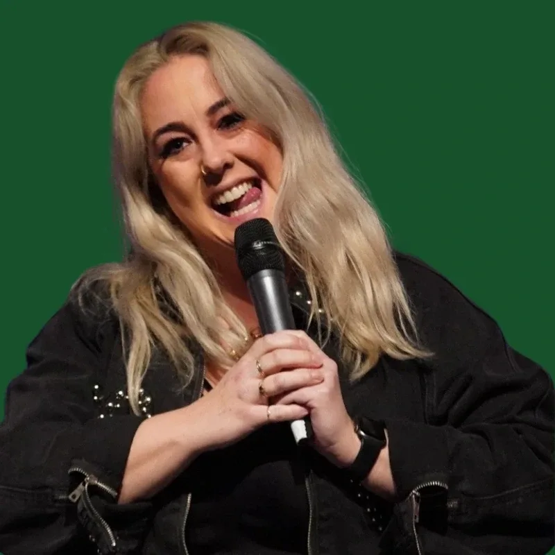 LAUREN BUCK artist profile image