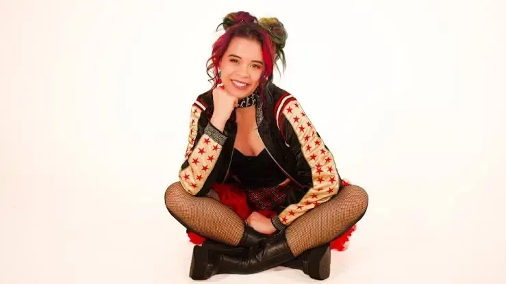 Ria Lina photo 2