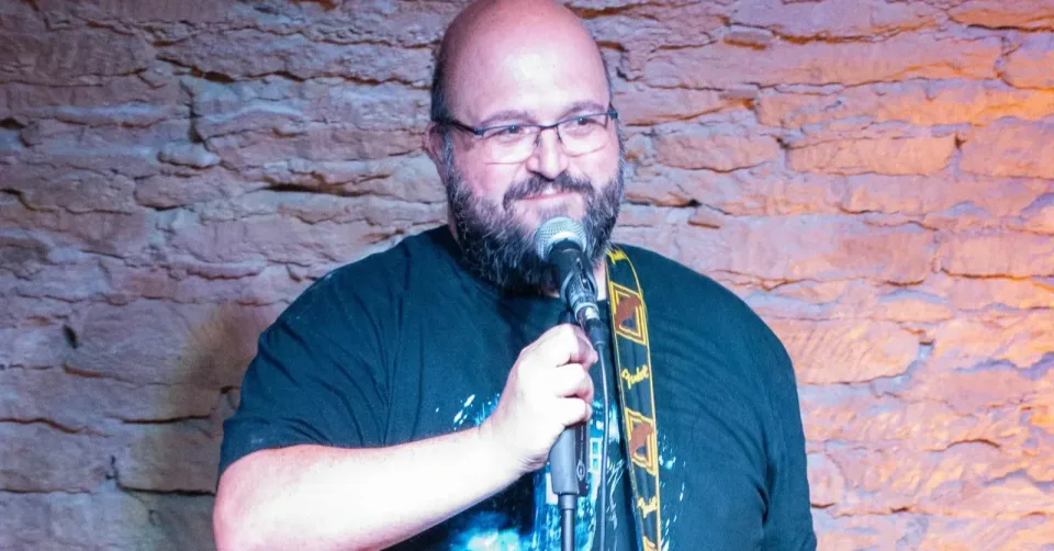Lafternoon Comedy Club at Elements Live Lounge