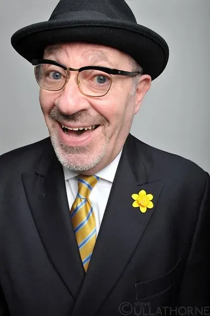 Sol Bernstein artist profile image